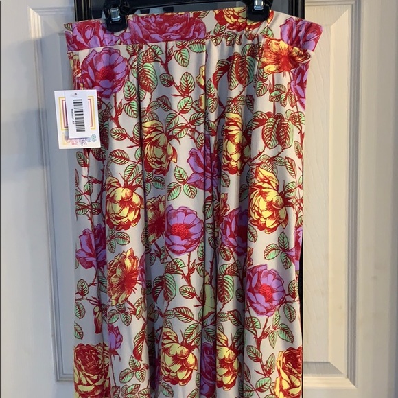 Lula Roe Madison - Picture 1 of 3